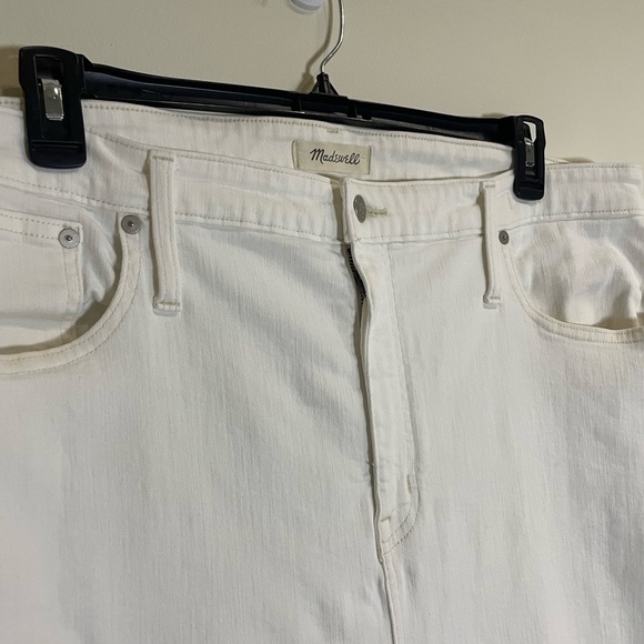 Madewell Classic Straight Jeans in Tile White size 35 or plus 20 - Picture 8 of 13
